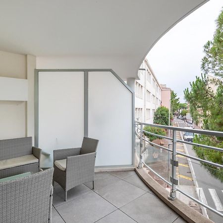Le Printemps, Centre Juan Les Pins , 100M Des Plages, 70M De La Gare De Juan Les Pins Антиб Экстерьер фото