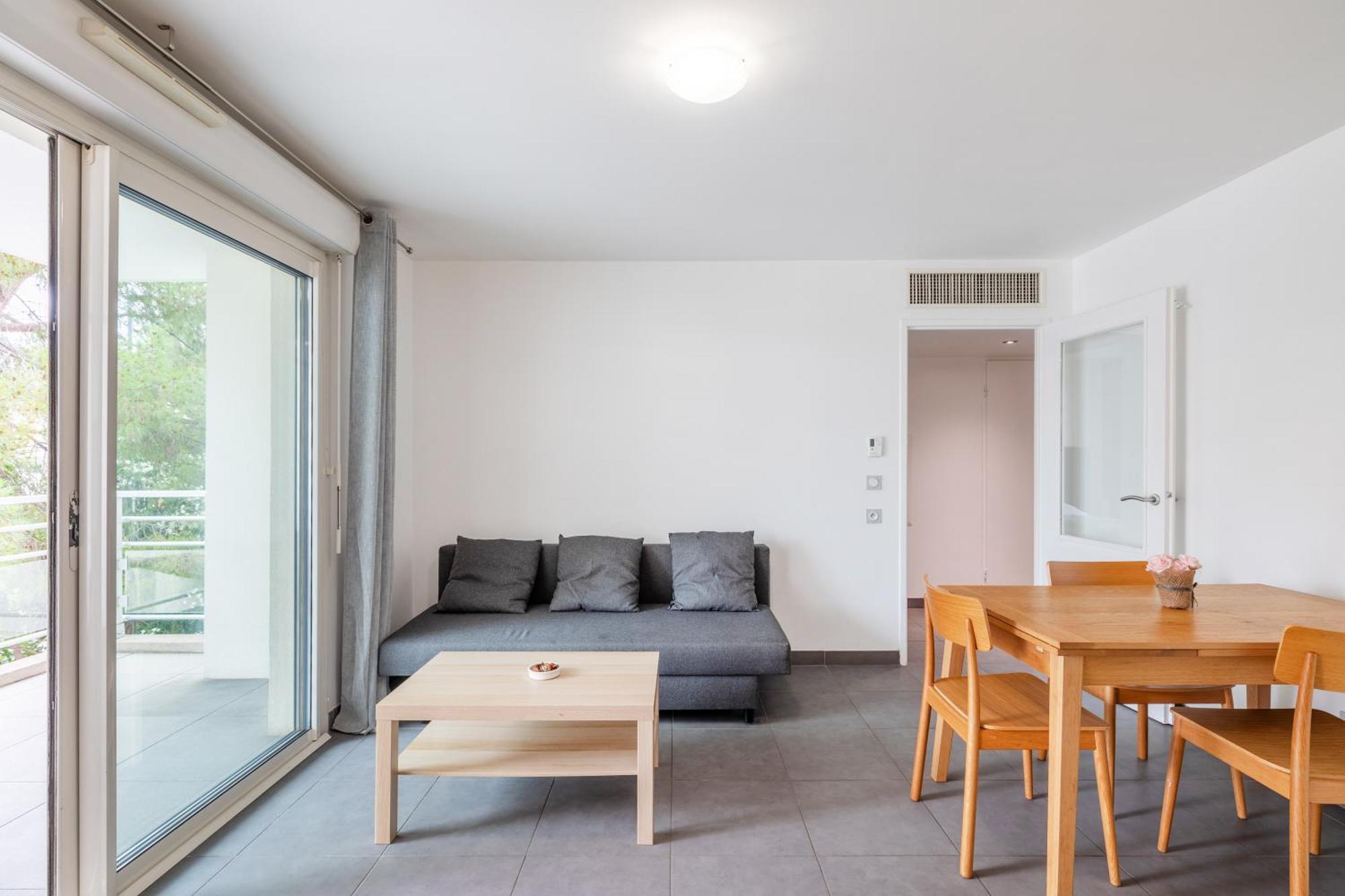 Le Printemps, Centre Juan Les Pins , 100M Des Plages, 70M De La Gare De Juan Les Pins Антиб Экстерьер фото